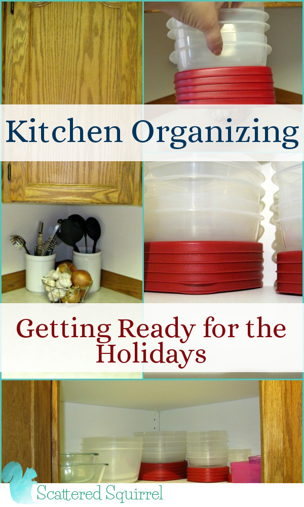 Kitchen Organizing Getting Ready for the Holidays: I spent a little time reorganizing my food storage containers to get ready for those yummy holiday leftovers.