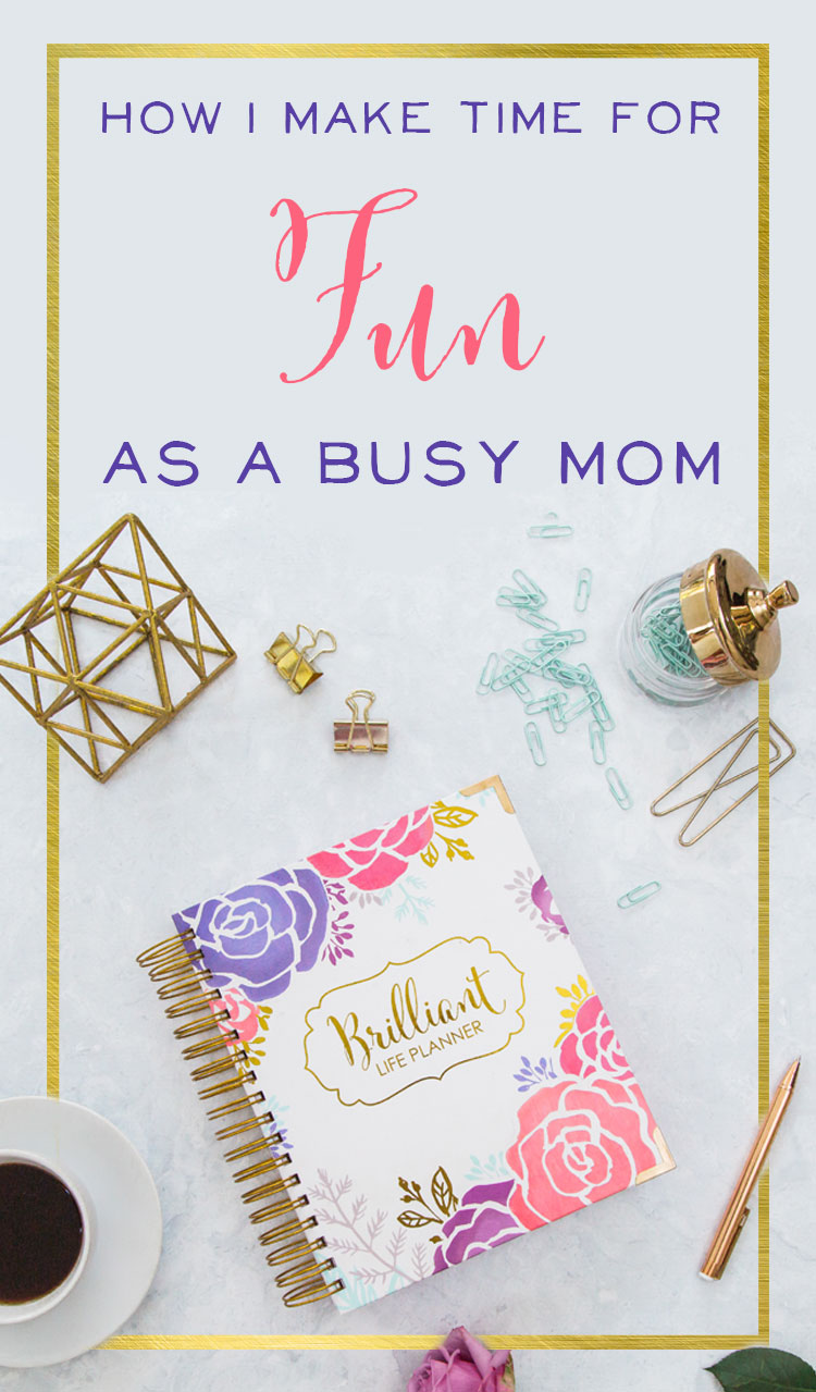 Ahh Motherhood! There is always more to do - more messes to clean up - more activities to run to - when is there ever time to just have fun? Learn how to simplify your schedule and make time for fun as a busy mom | great time management tips for moms